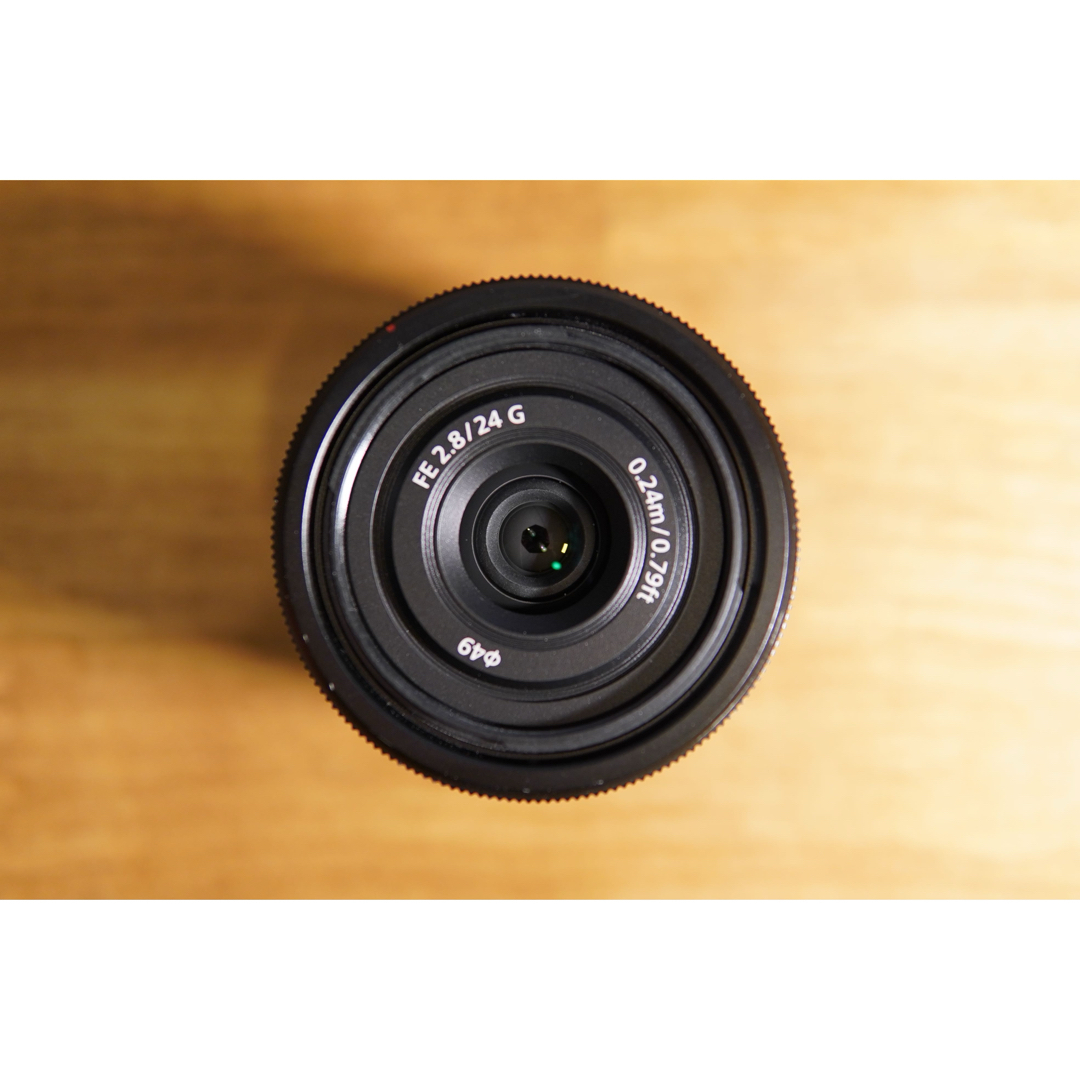 SONY(ソニー)のＳＯＮＹ　ＦＥ２４ｍｍ　Ｆ２．８Ｇ（ＳＥＬ２４Ｆ２８Ｇ） スマホ/家電/カメラのカメラ(レンズ(単焦点))の商品写真