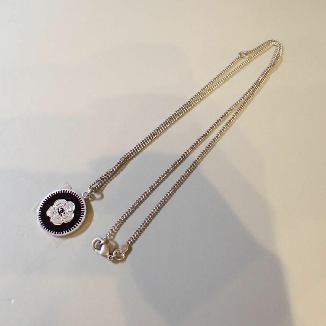 CHANEL - CHANEL カメリアブラックネックレス 06P 未使用の通販 CHANEL - CHANEL カメリアブラックネックレス 06P 未使用の通販