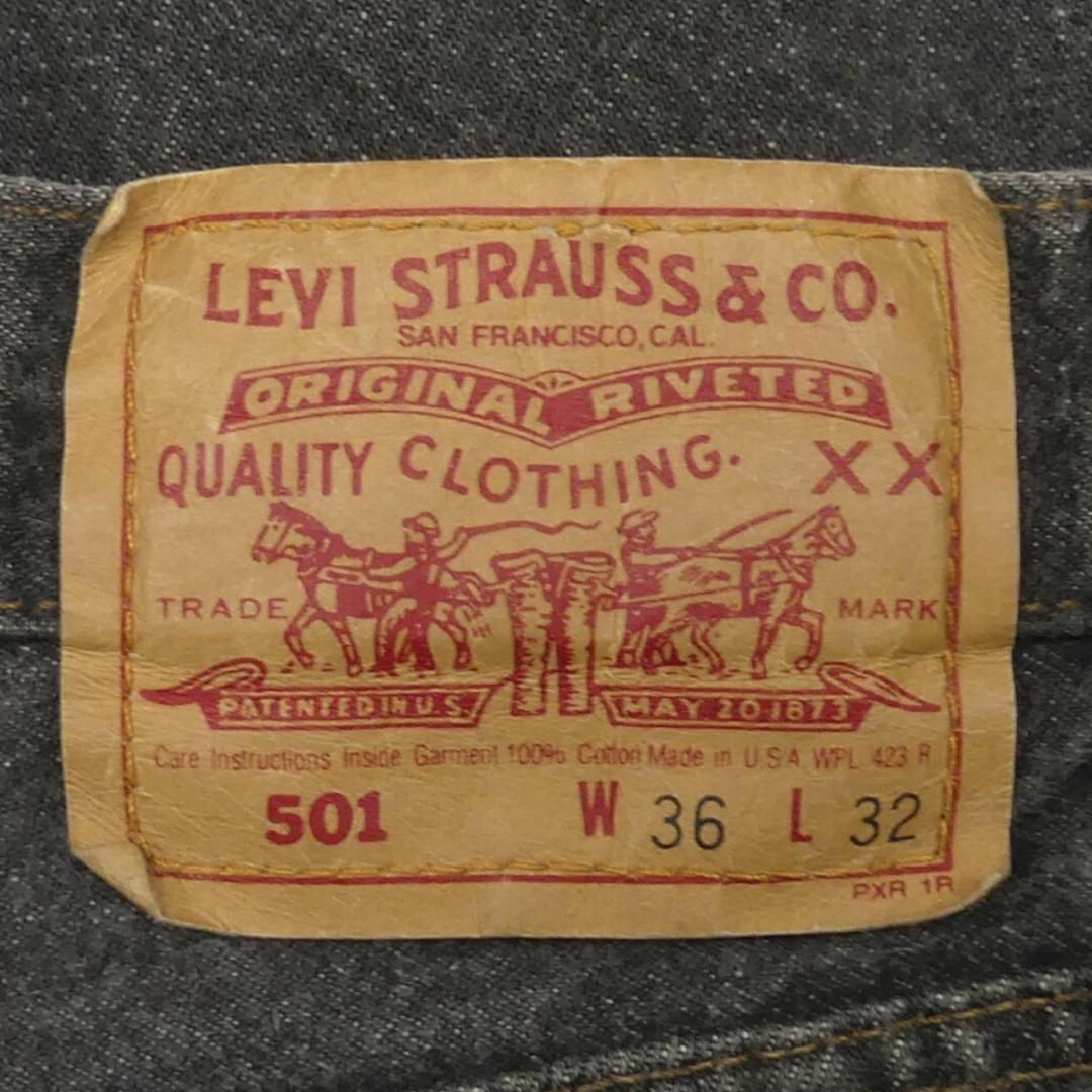 Levi's(リーバイス)の先染め リーバイス501 W36 ジーンズ USA ブラックデニム 黒JJ667 メンズのパンツ(デニム/ジーンズ)の商品写真