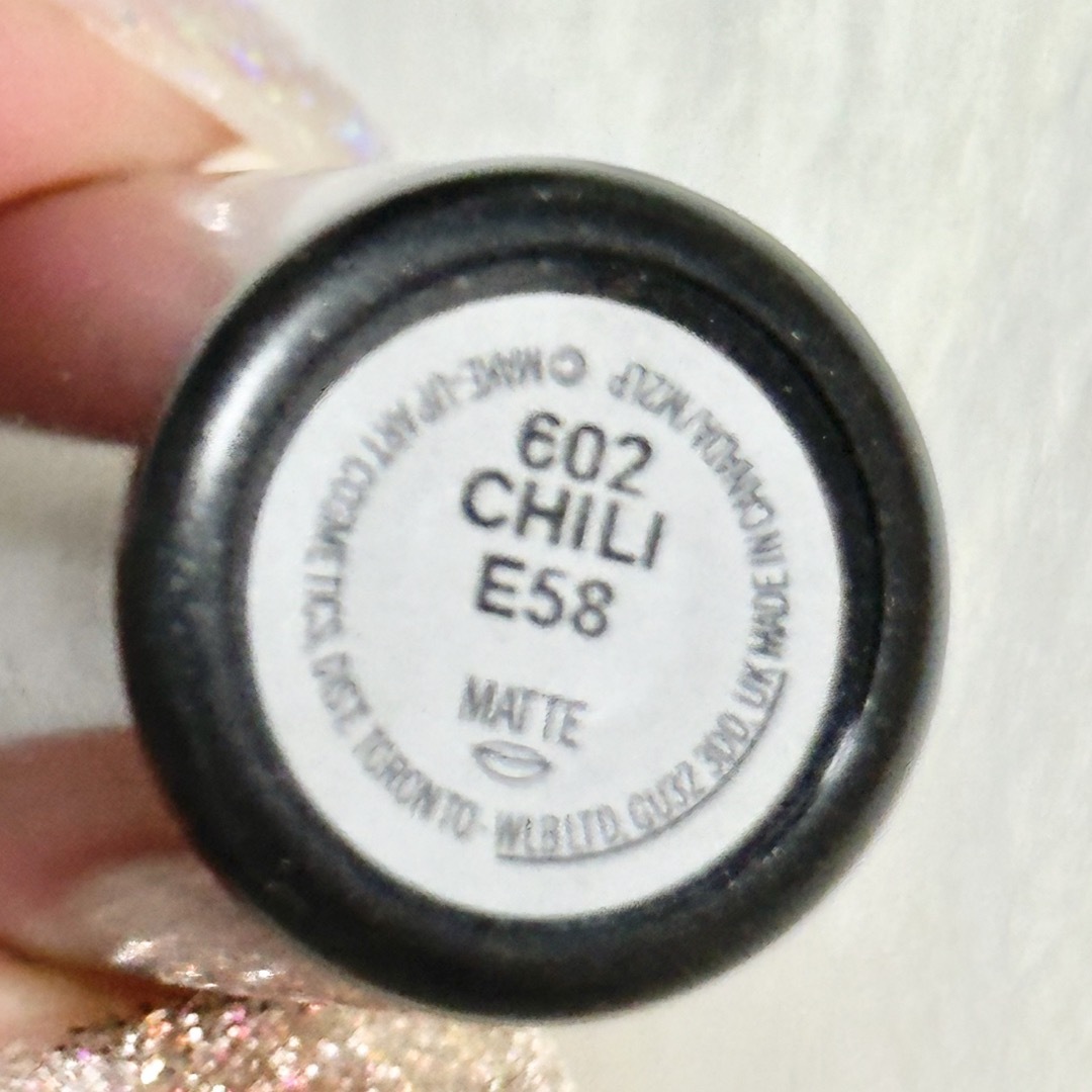 MAC(マック)のMAC リップスティック CHILI チリ コスメ/美容のベースメイク/化粧品(口紅)の商品写真