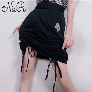 BLACK ROSE ARRANGE SKIRT【ベルト付き】(ミニスカート)