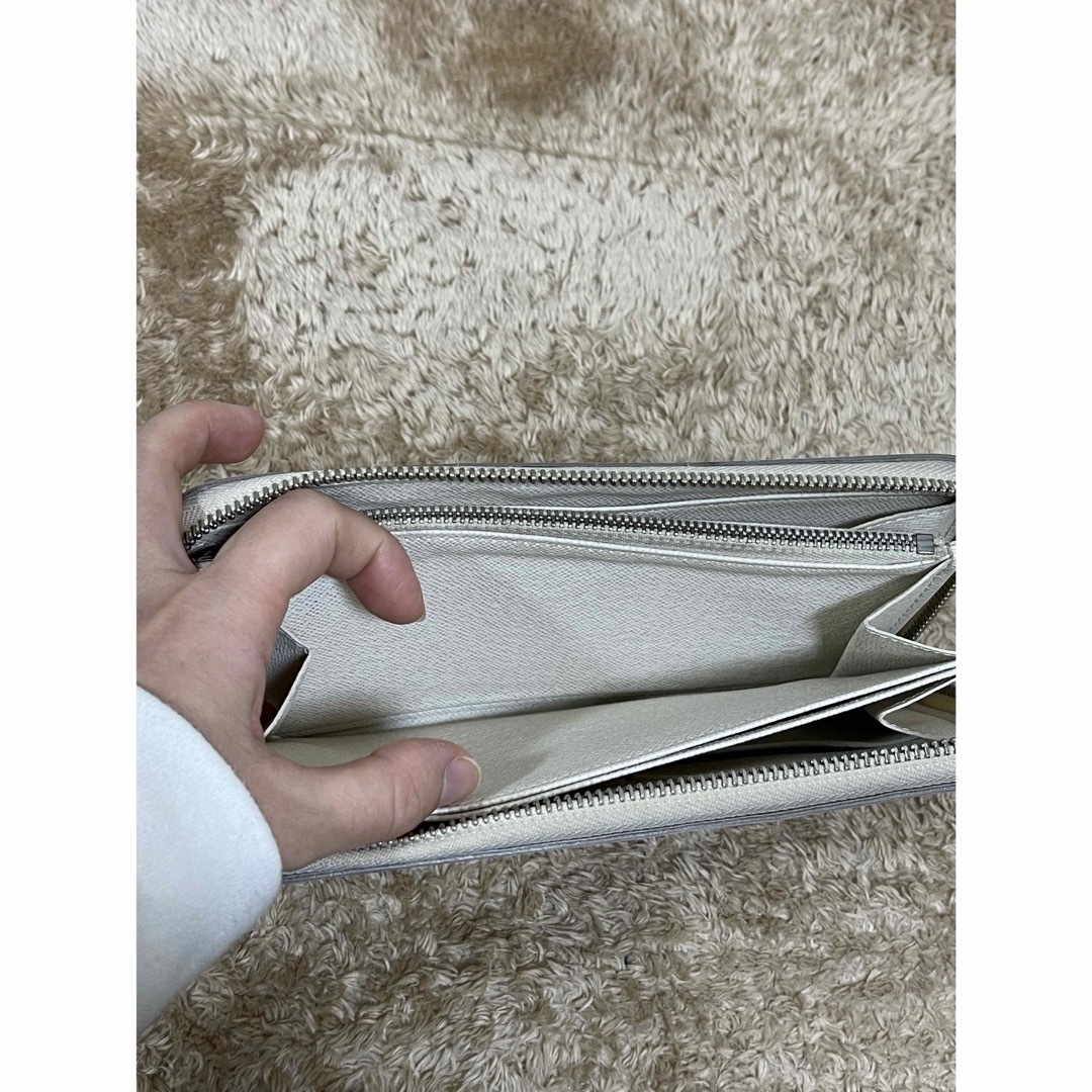 LOUIS VUITTON(ルイヴィトン)の ルイヴィトン エピ エレクトリック長財布 レディースのファッション小物(財布)の商品写真