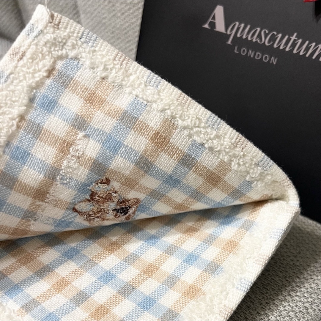 AQUA SCUTUM(アクアスキュータム)のアクアスキュータム/Aquascutum タオルハンカチ レディースのファッション小物(ハンカチ)の商品写真