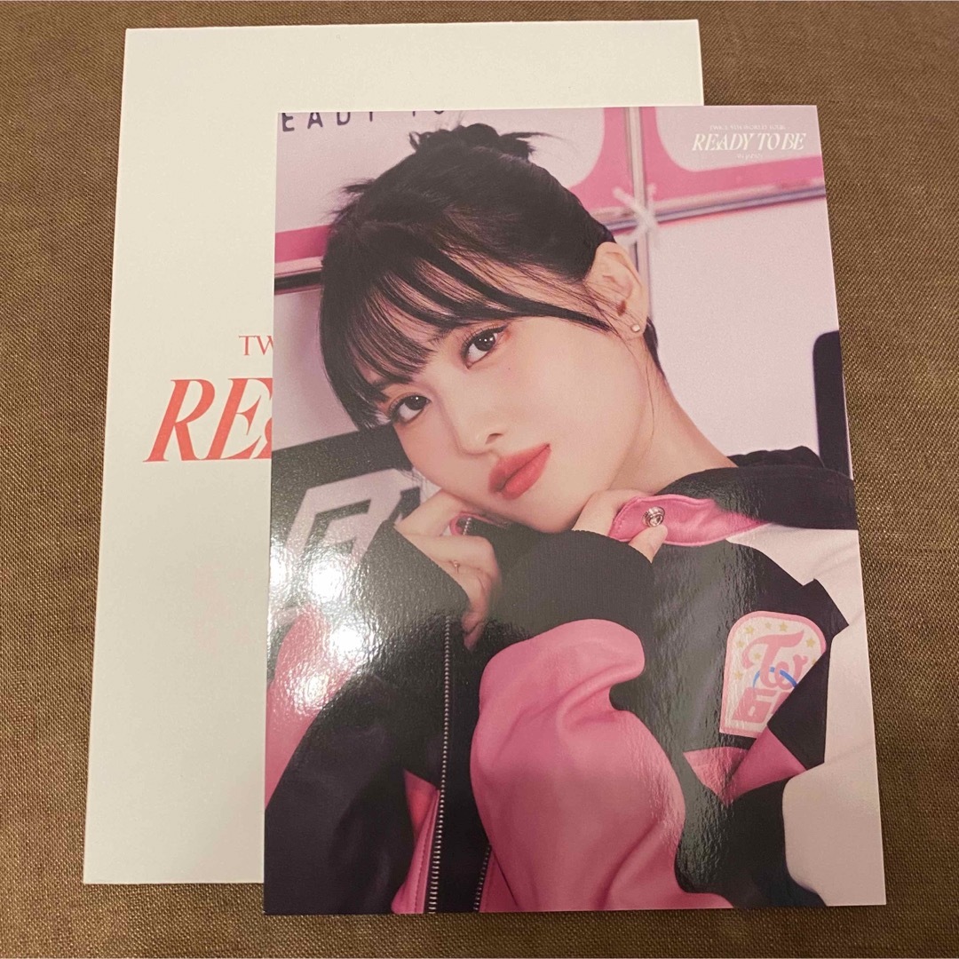 TWICE - TWICE ランダムトレーディングカード モモ READY TO BE TWICE - TWICE ランダムトレーディングカード モモ READY TO BE