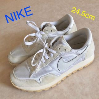 ナイキ(NIKE)のNIKE スニーカー 【ホワイト】(スニーカー)