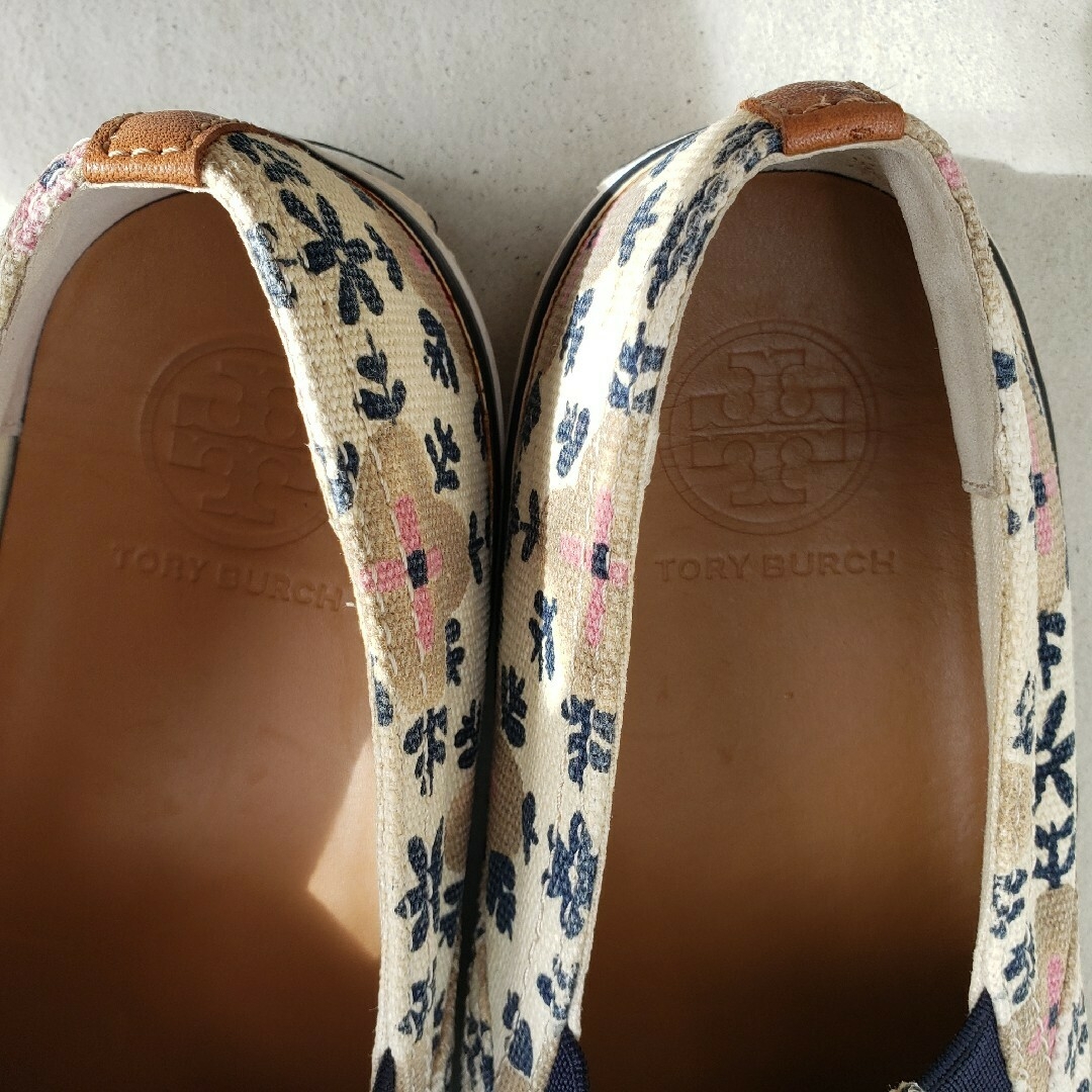 Tory Burch(トリーバーチ)のトリーバーチ スリッポン 38サイズ レディースの靴/シューズ(スリッポン/モカシン)の商品写真