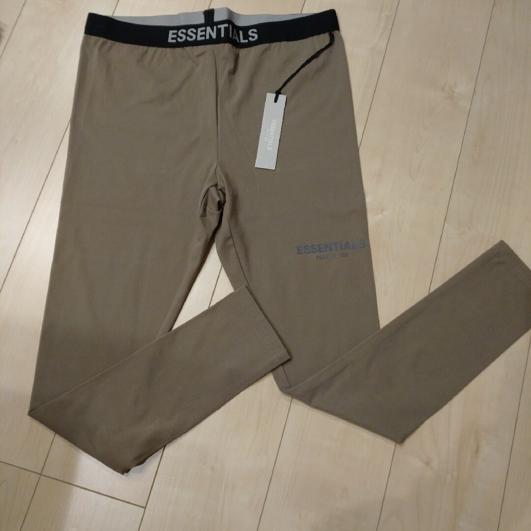 FEAR OF GOD(フィアオブゴッド)のFEAR OF GOD ESSENTIALSATHLETIC LEGGING メンズのレッグウェア(レギンス/スパッツ)の商品写真