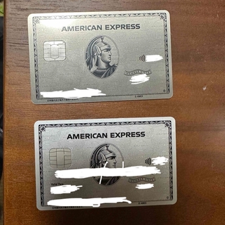 AMEXプラチナカード　メタル、プラスチック2枚セット(カード)
