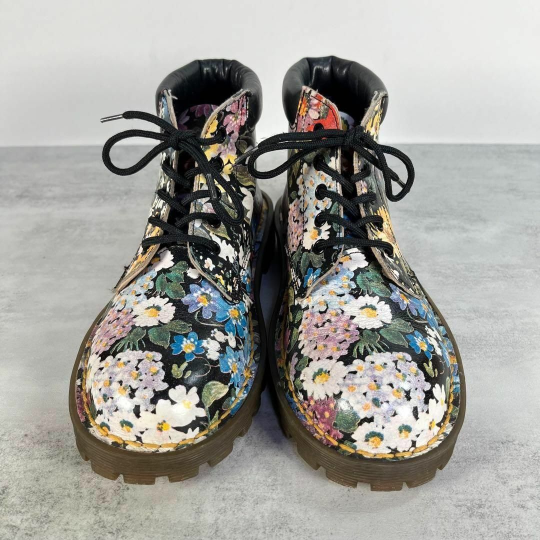 Dr.Martens(ドクターマーチン)の【美品・イングランド製】ドクターマーチン　花柄ブーツ　フラワー プリント　UK製 レディースの靴/シューズ(ブーツ)の商品写真