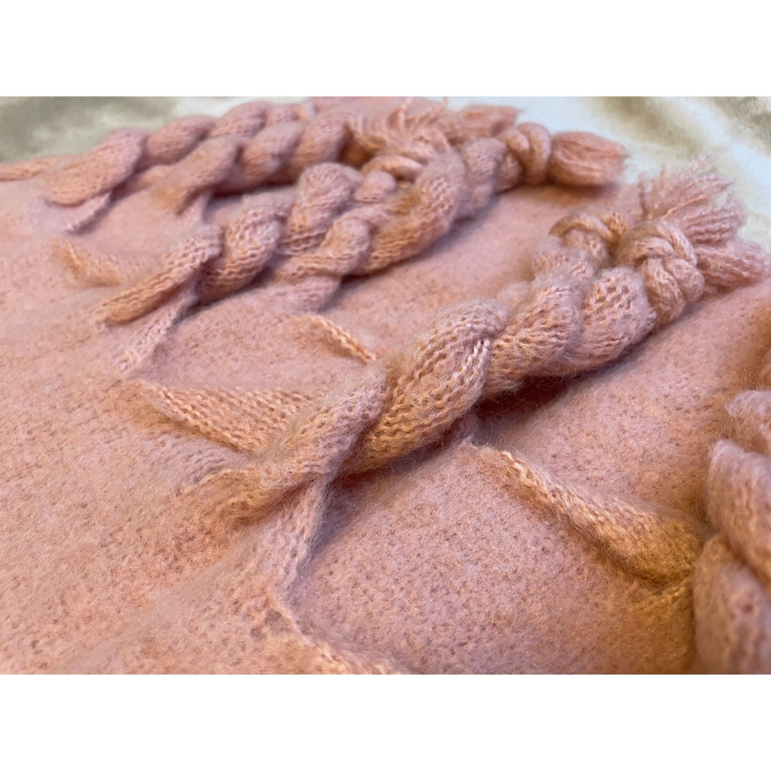 マフラー　ストール　フリンジ　大判　厚手　防寒　ショール　膝掛け　ピンク レディースのファッション小物(マフラー/ショール)の商品写真