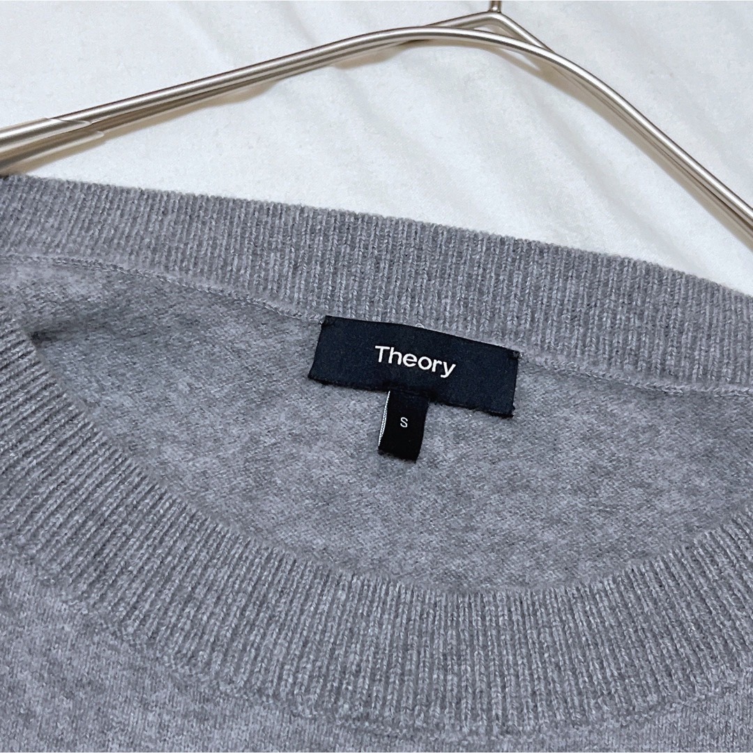 theory(セオリー)のTheory ウールロゴニットプルオーバー  CITY KNIT 毛100% レディースのトップス(ニット/セーター)の商品写真