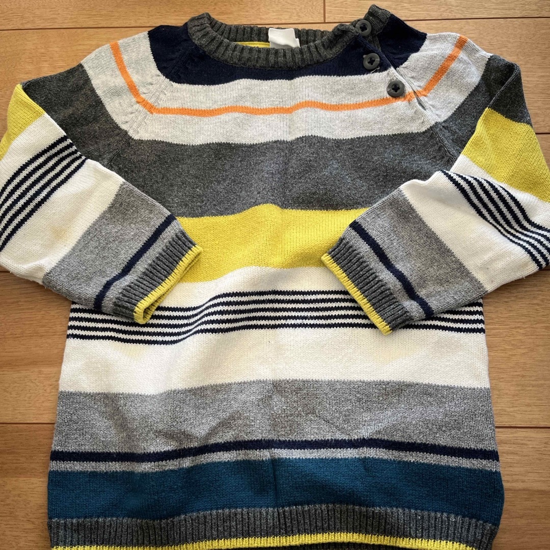 H&M(エイチアンドエム)のH&M 90 ボーダー キッズ/ベビー/マタニティのキッズ服男の子用(90cm~)(ニット)の商品写真