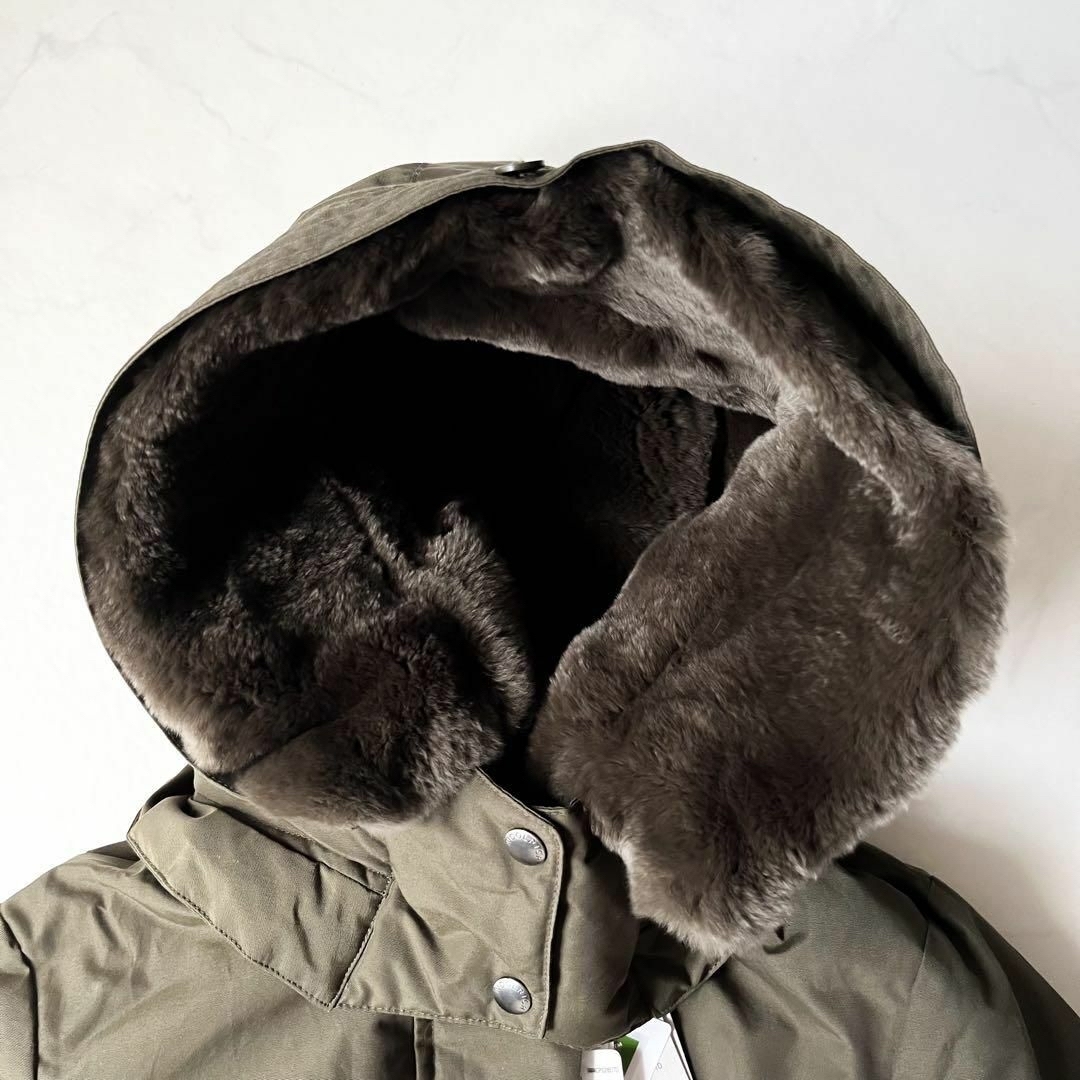 WOOLRICH(ウールリッチ)の新品タグ付き✨定価13万 ウールリッチ ダウンコート ボウブリッジ オリーブ S レディースのジャケット/アウター(ダウンコート)の商品写真