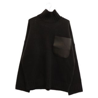 ジェイダブリューアンダーソン(J.W.ANDERSON)のJ.W.ANDERSON ジェー ダブリュー アンダーソン 23AW LEATHER PATCH POCKET SWEATER レザーパッチ ハイネック ニットセーター ブラック KW0976(ニット/セーター)