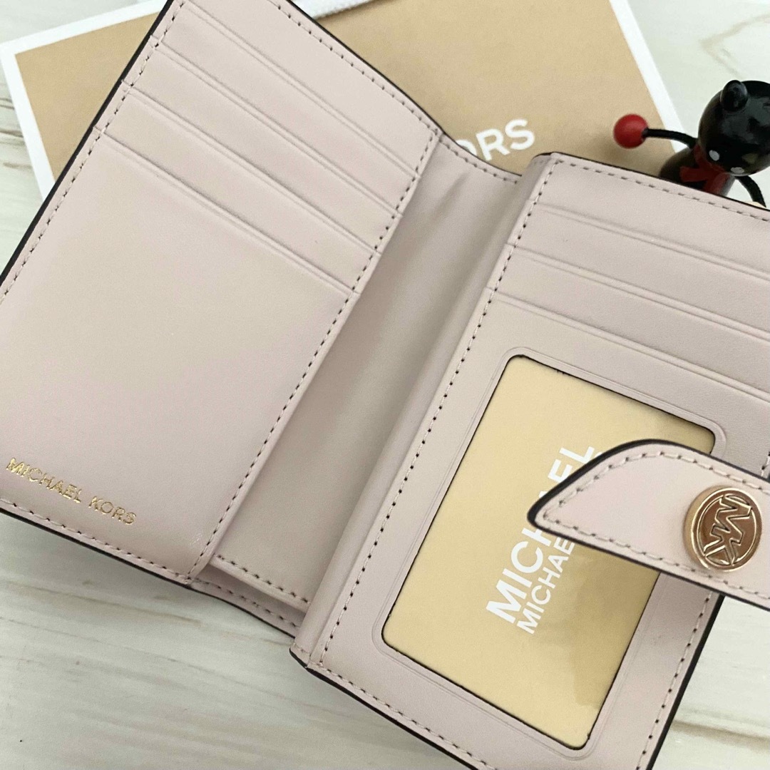 Michael Kors(マイケルコース)の新品 MICHAEL KORS マイケルコース 折り財布 ピンク 二つ折り財布 レディースのファッション小物(財布)の商品写真