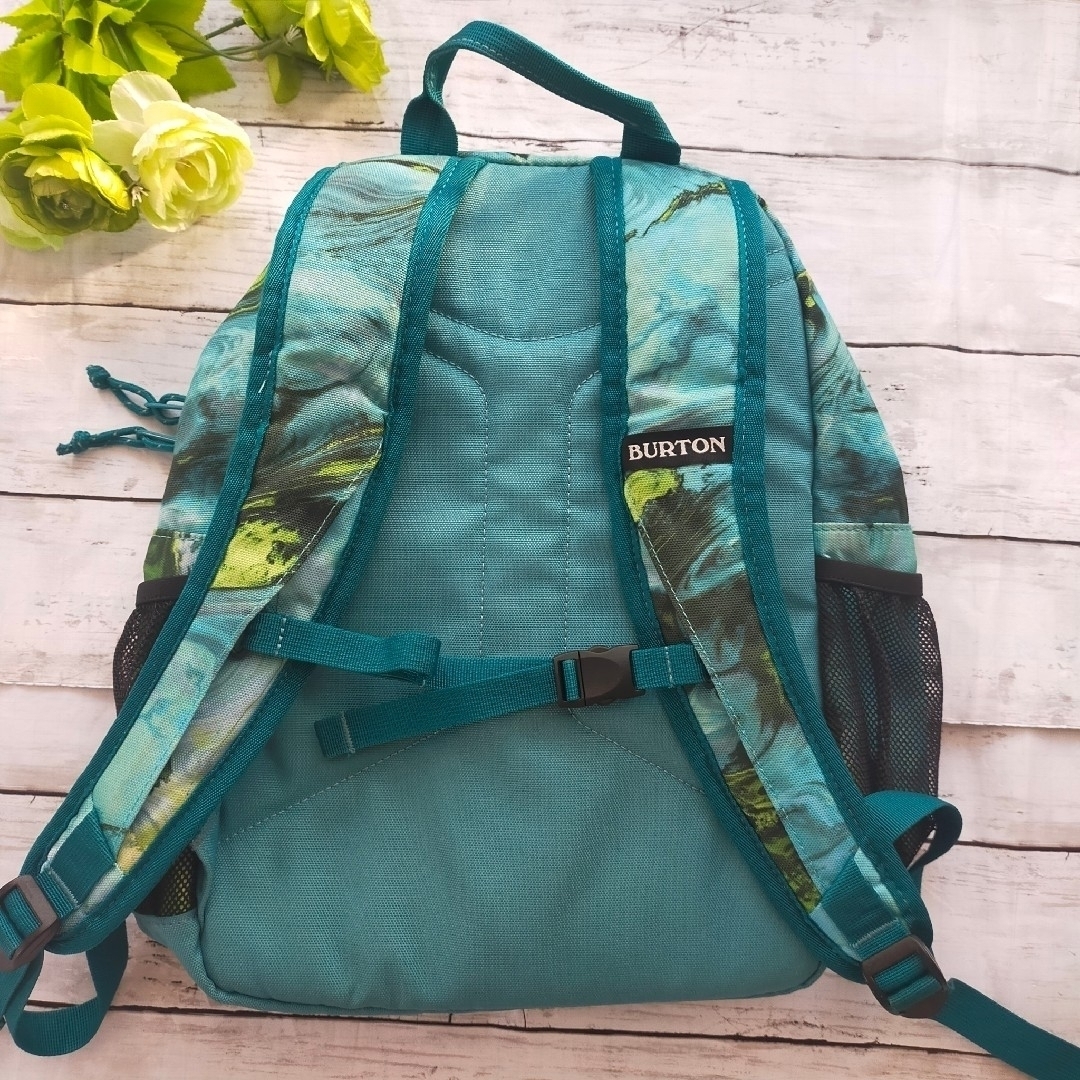 BURTON(バートン)の美品✨バートン キッズ リュック グロムレット 15L バックパック 撥水加工付 キッズ/ベビー/マタニティのこども用バッグ(リュックサック)の商品写真