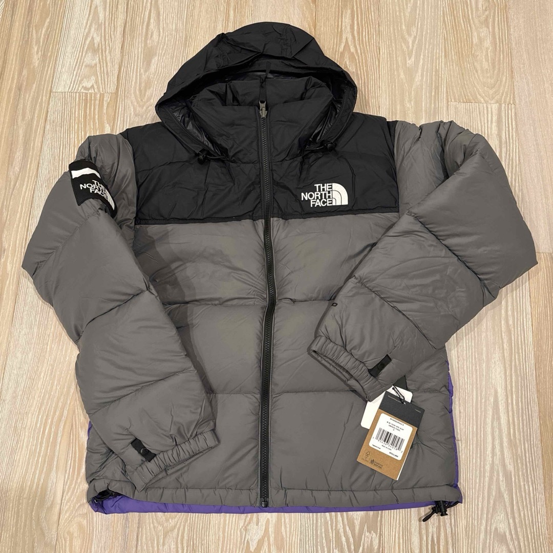 新発売の THE NORTH FACE x Invincible ヌプシジャケットSサイズ