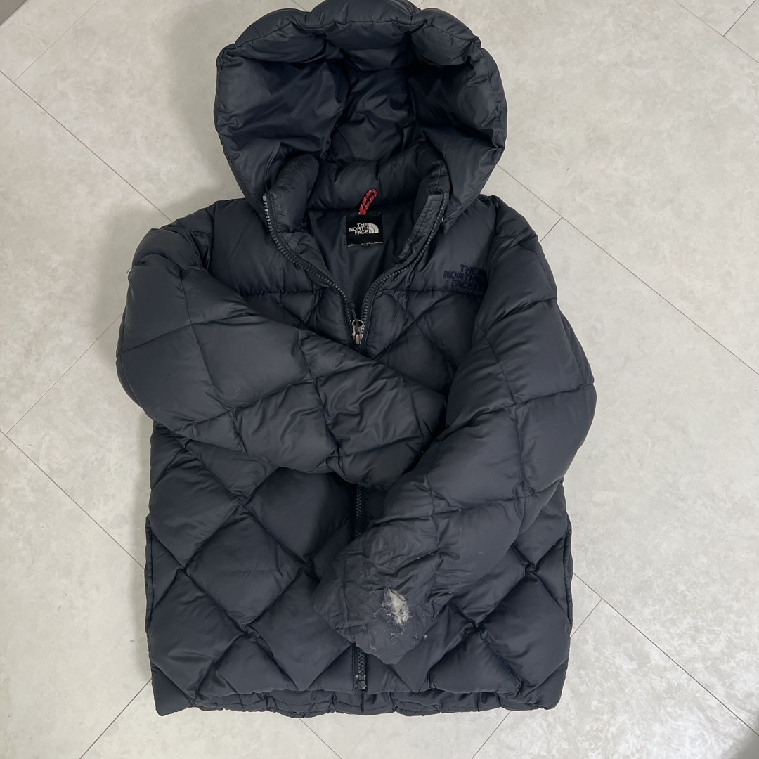 THE NORTH FACE(ザノースフェイス)のノースフェイスダウン　キッズ キッズ/ベビー/マタニティのキッズ服男の子用(90cm~)(ジャケット/上着)の商品写真