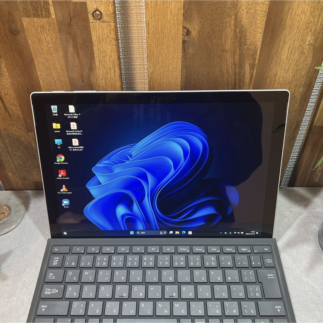 Microsoft - 【美品】Surface pro 5☘Core m3第7世代☘爆速SSD搭載☘4G