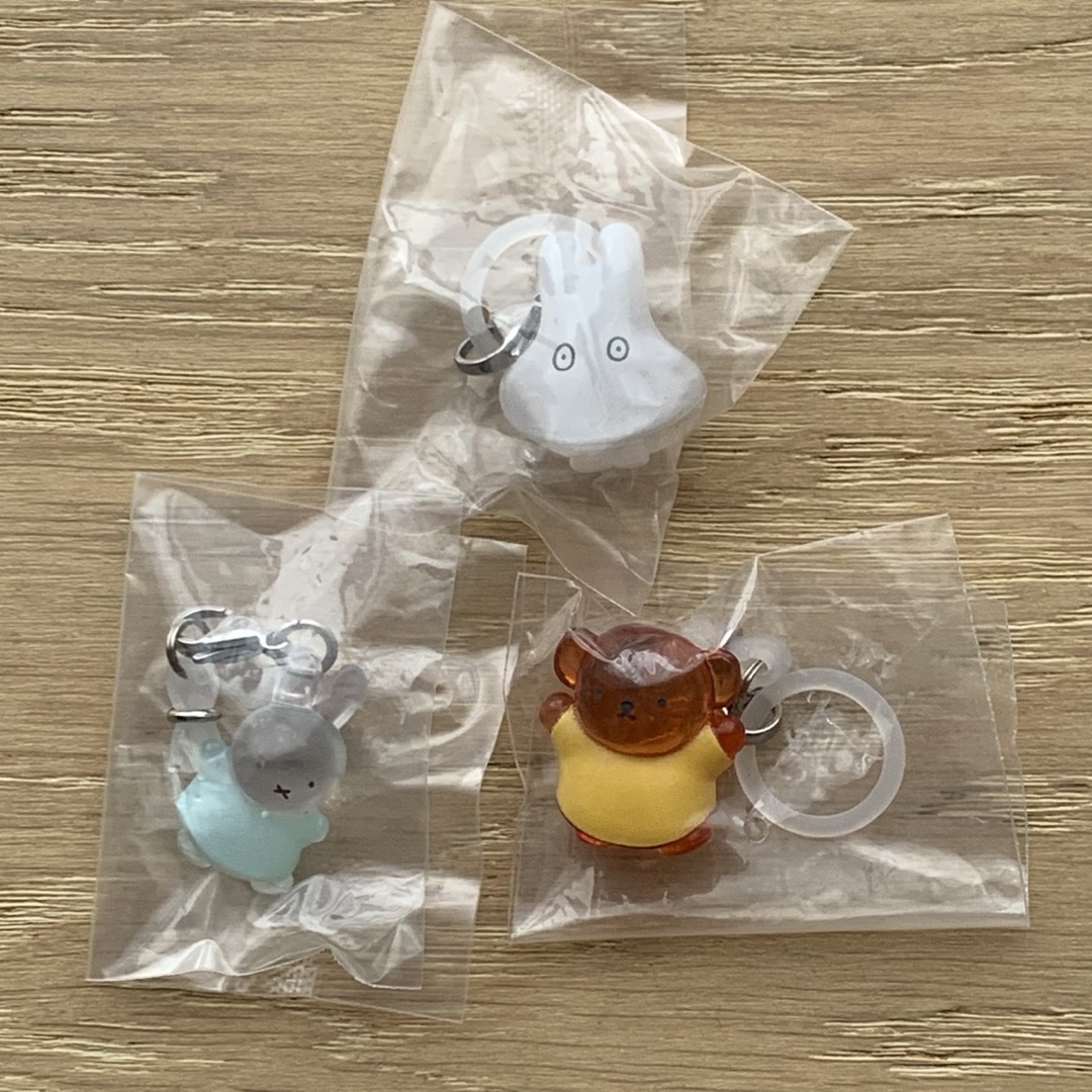 大人気!miffy めじるしアクセサリー エンタメ/ホビーのおもちゃ/ぬいぐるみ(キャラクターグッズ)の商品写真