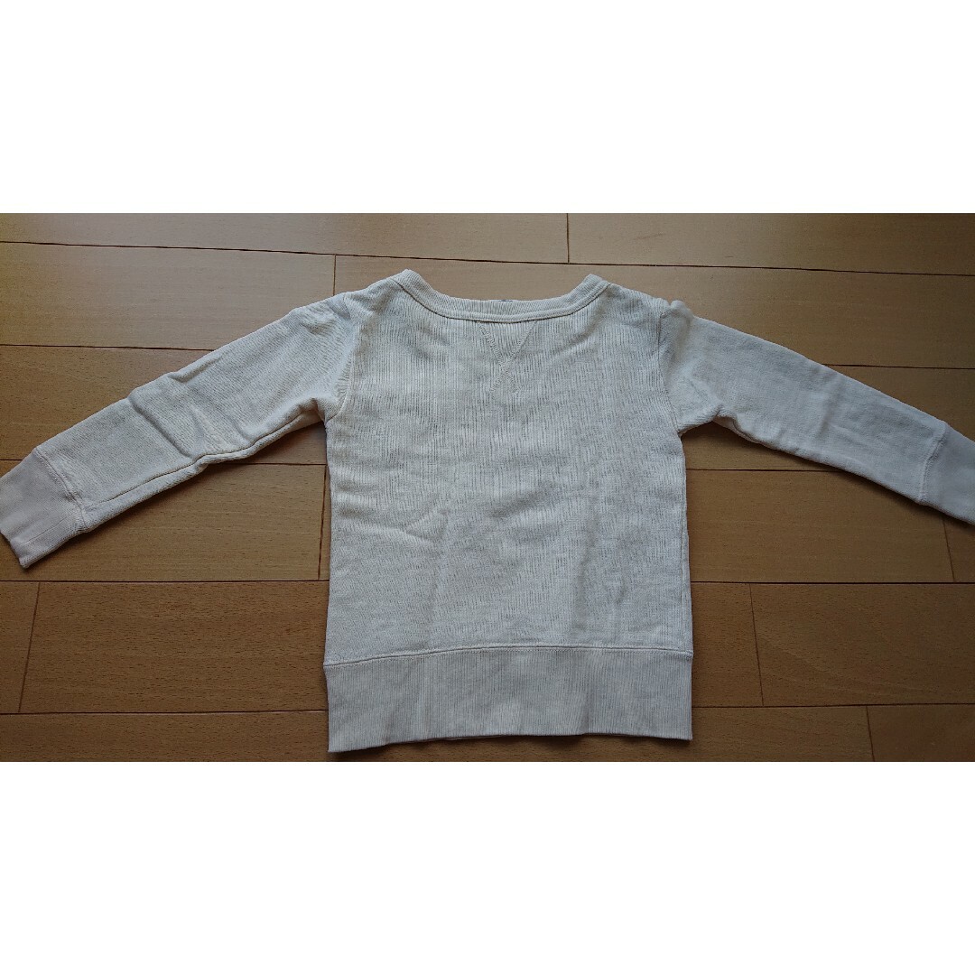 F.O.KIDS(エフオーキッズ)の100cm クリーム色トレーナー キッズ/ベビー/マタニティのキッズ服女の子用(90cm~)(Tシャツ/カットソー)の商品写真