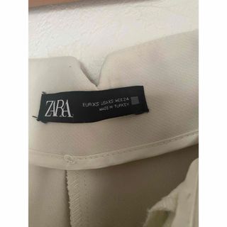 ZARA - [UMI様専用です]ハイウエストパンツ・ベルト付き（新品）の通販