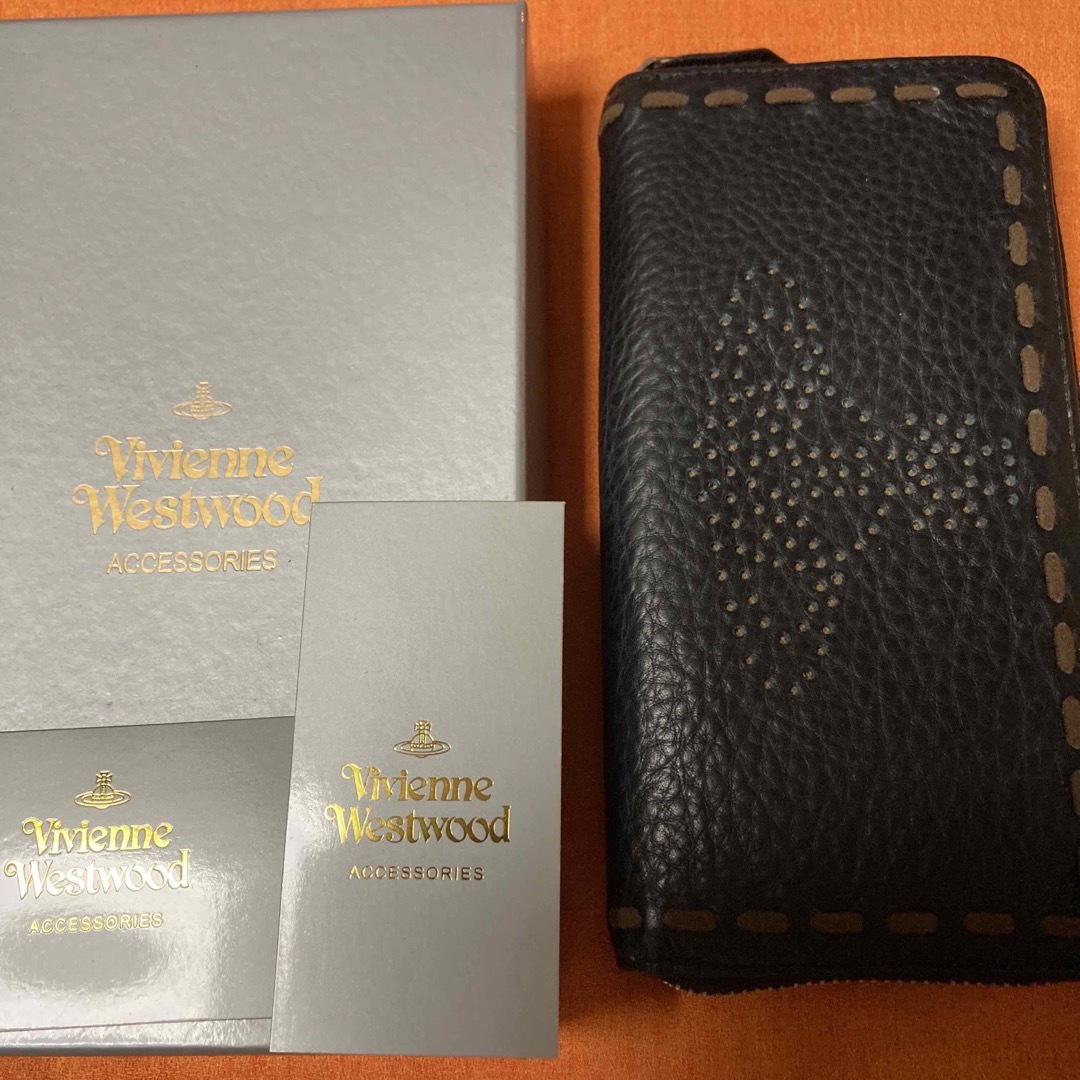 Vivienne Westwood(ヴィヴィアンウエストウッド)の美品【Vivienne Westwood】ヴィヴィアン／パンチングオーブ長財布 メンズのファッション小物(長財布)の商品写真