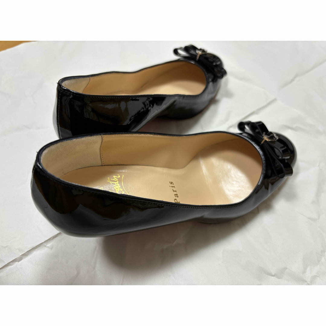 Christian Louboutin(クリスチャンルブタン)のChristian Louboutin パンプス 黒 34サイズ 5cmヒール レディースの靴/シューズ(ハイヒール/パンプス)の商品写真