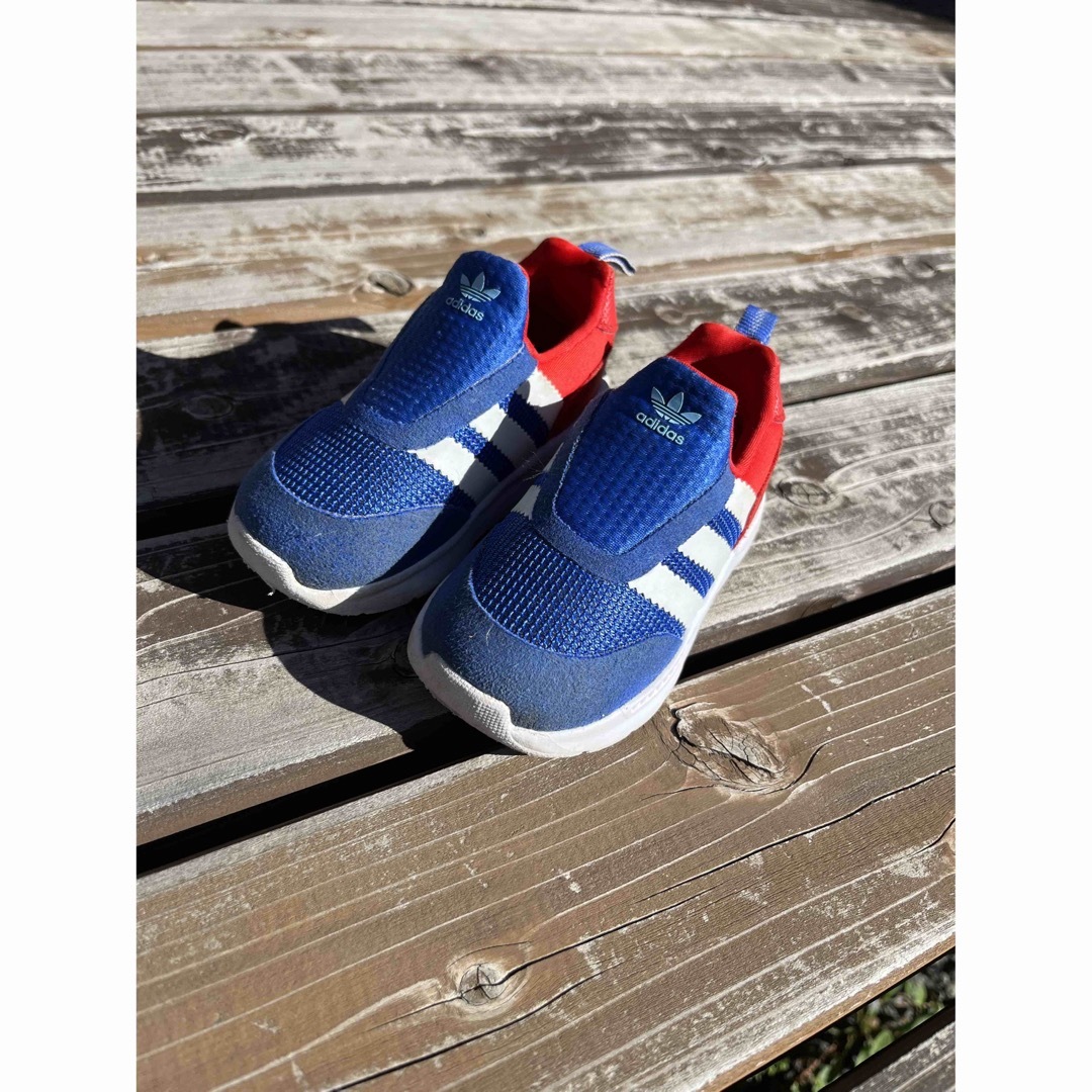 adidas(アディダス)のadidas ベビーシューズ　12㎝ キッズ/ベビー/マタニティのベビー靴/シューズ(~14cm)(スニーカー)の商品写真