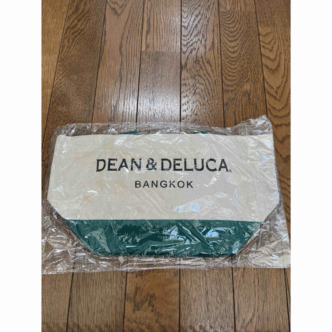 DEAN & DELUCA(ディーンアンドデルーカ)のディーンアンドデルーカ　トートバッグ　グリーン　BANGKOK レディースのバッグ(トートバッグ)の商品写真