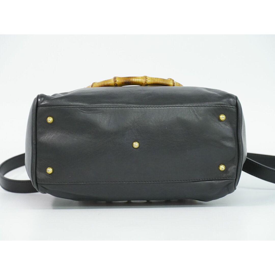GUCCI - 本物 グッチ GUCCI バンブー 2WAY ショルダーバッグ GUCCI - 本物 グッチ GUCCI バンブー 2WAY ショルダーバッグ
