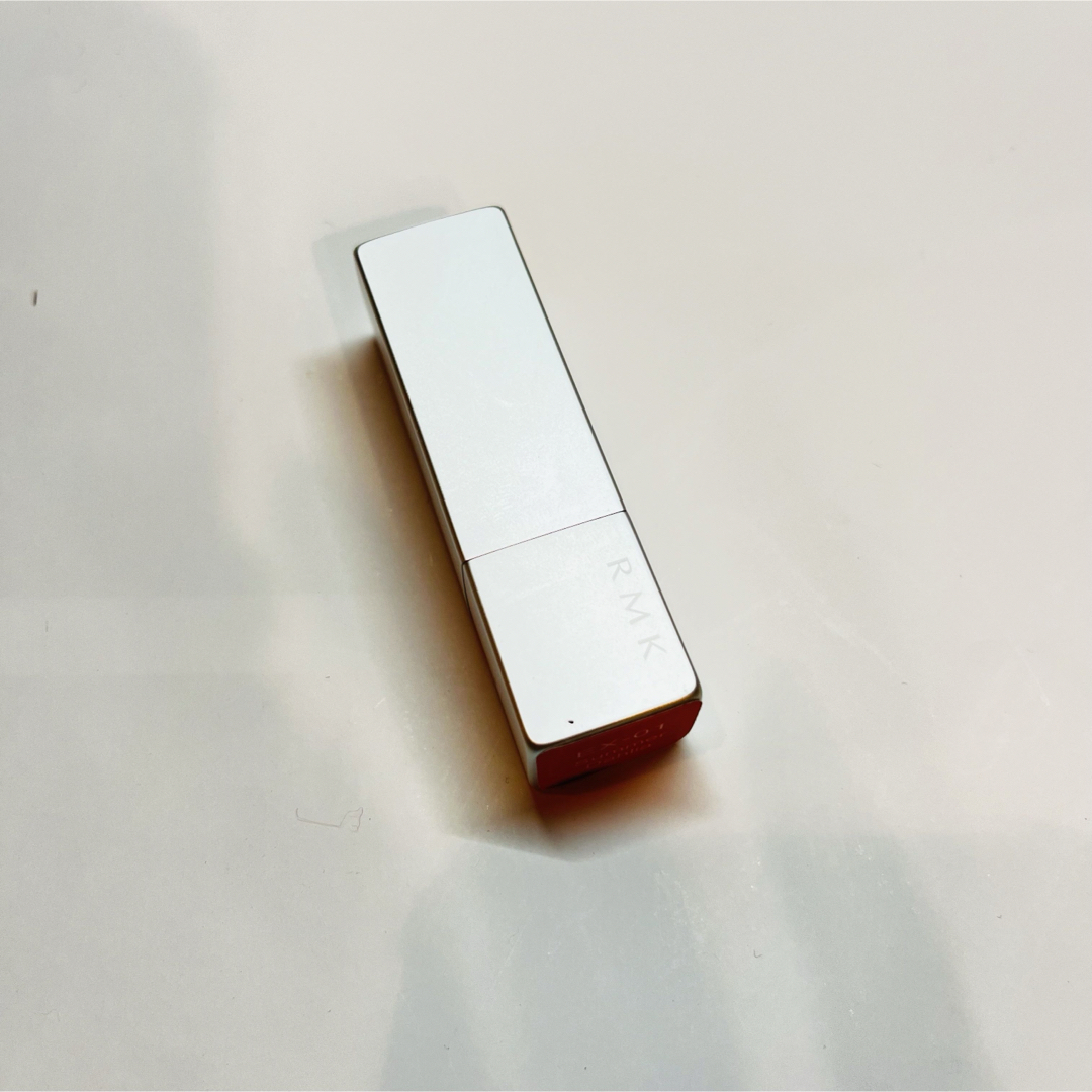RMK(アールエムケー)のRMK リップスティック コンフォート マットフィットEX-01 サマーダリア コスメ/美容のベースメイク/化粧品(口紅)の商品写真