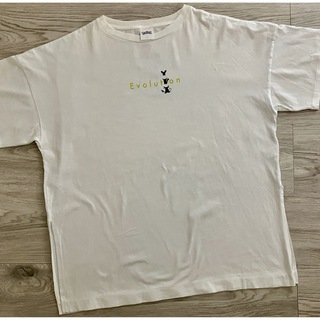 ジーユー(GU)の【美品】GU×ポケモン コラボ チュニック  白 L(Tシャツ(半袖/袖なし))