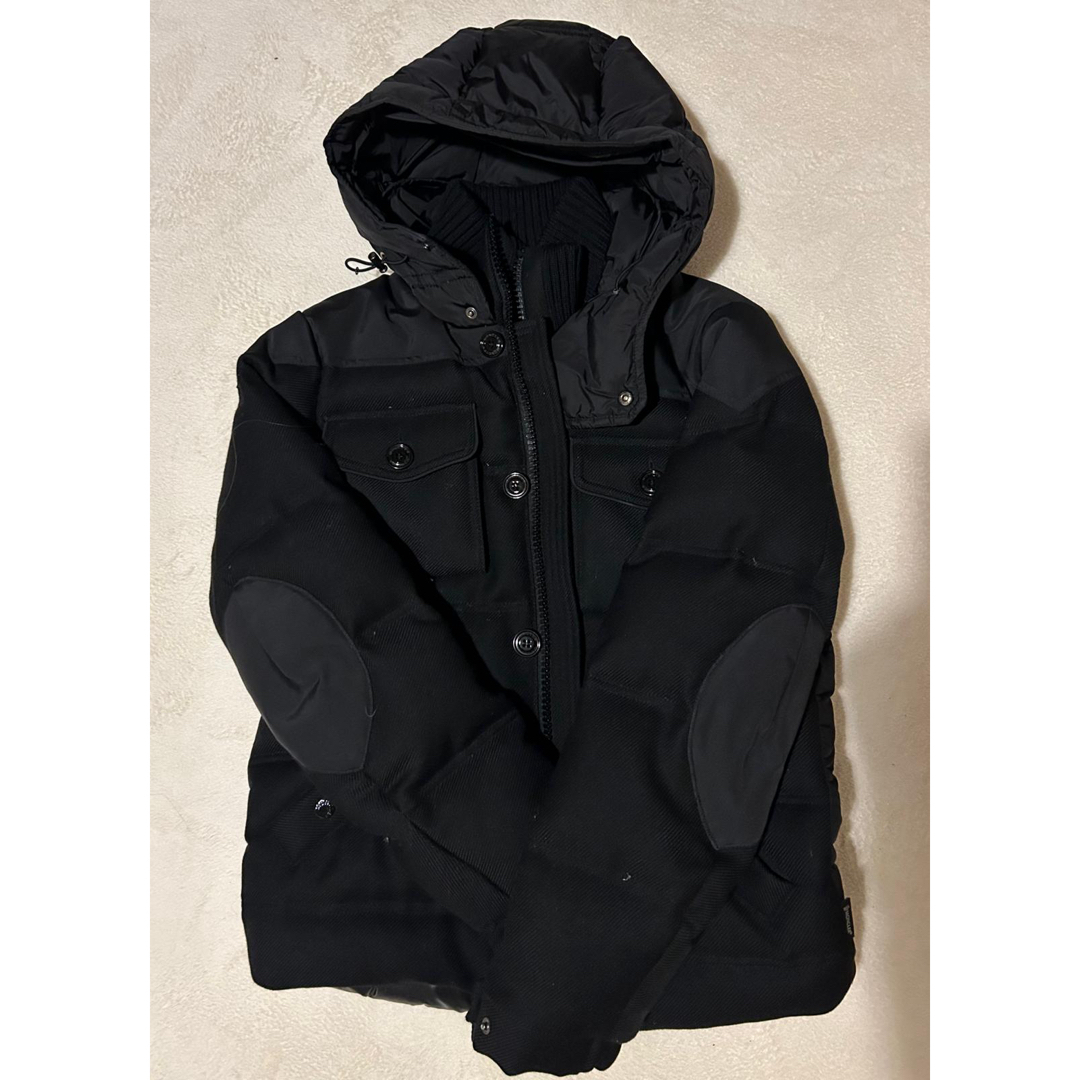 MONCLER(モンクレール)のMONCLER　REPUBLIQUE　モンクレール　ダウンジャケット メンズのジャケット/アウター(ダウンジャケット)の商品写真