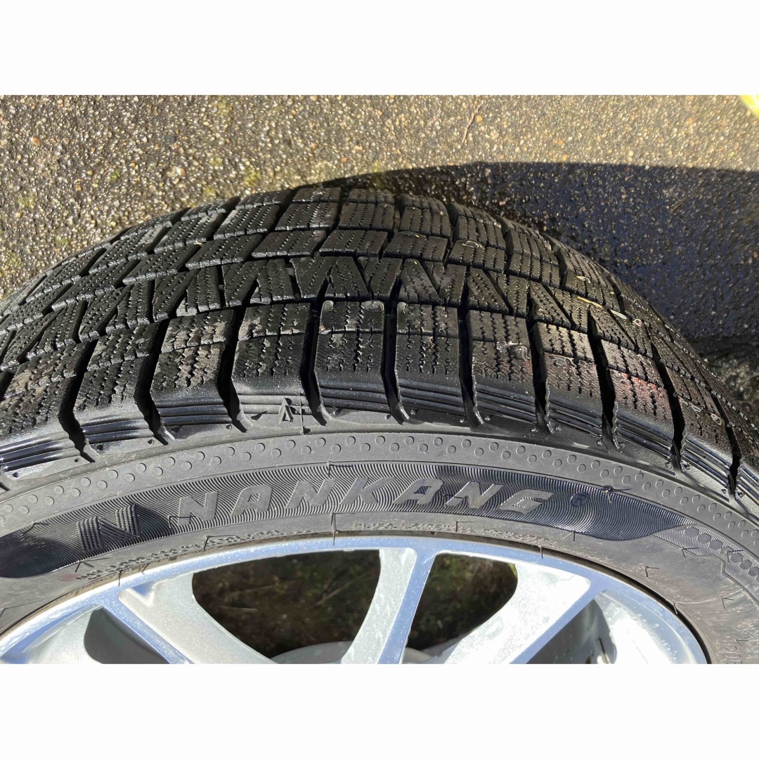 ナンカン(ナンカン)の20年式 205/50r16 スタッドレス タイヤ ＆ ホイール セット 自動車/バイクの自動車(タイヤ・ホイールセット)の商品写真