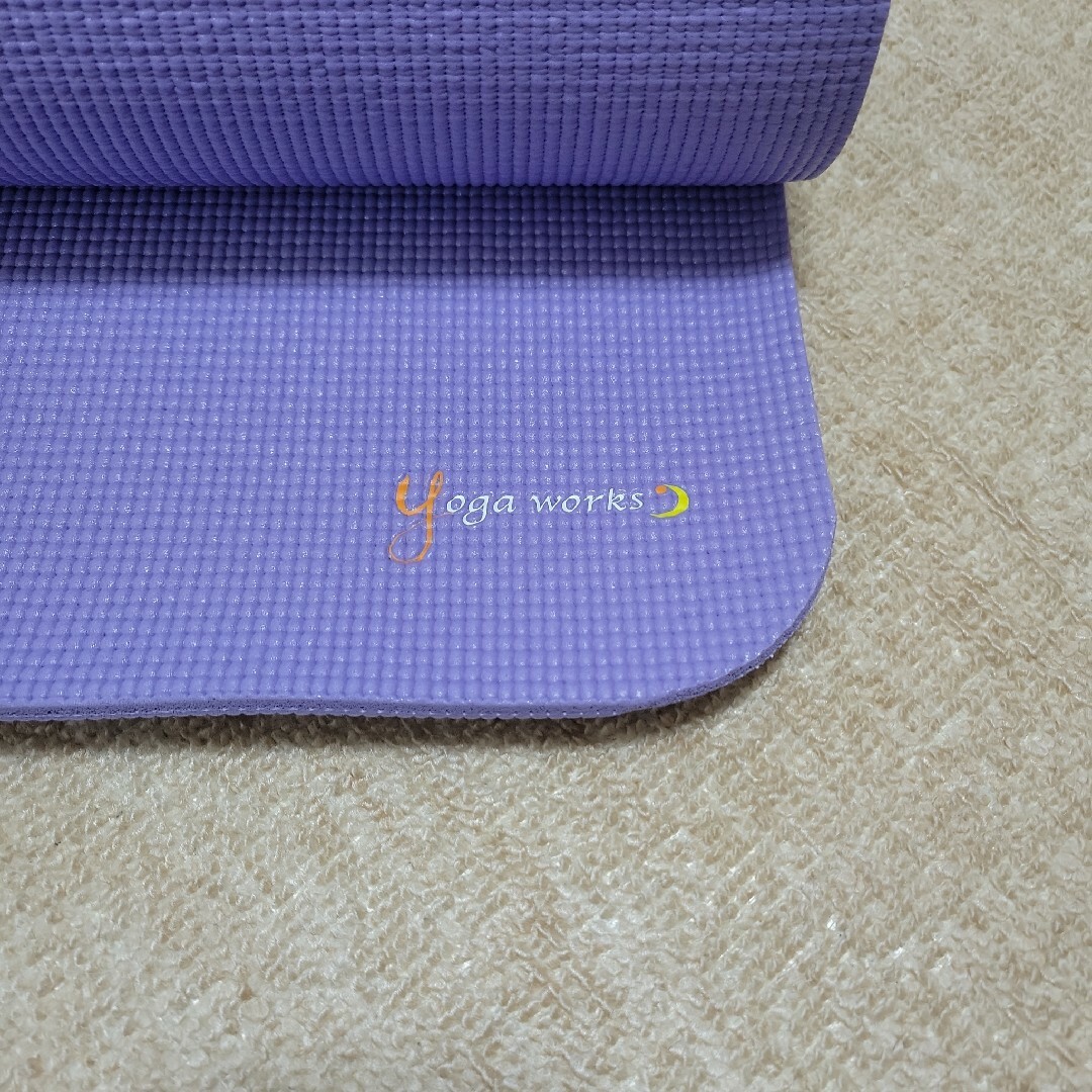 Yoga works(ヨガワークス)のyogaworks ヨガワークス ヨガマット 6mm　メッシュバッグ付き スポーツ/アウトドアのトレーニング/エクササイズ(ヨガ)の商品写真