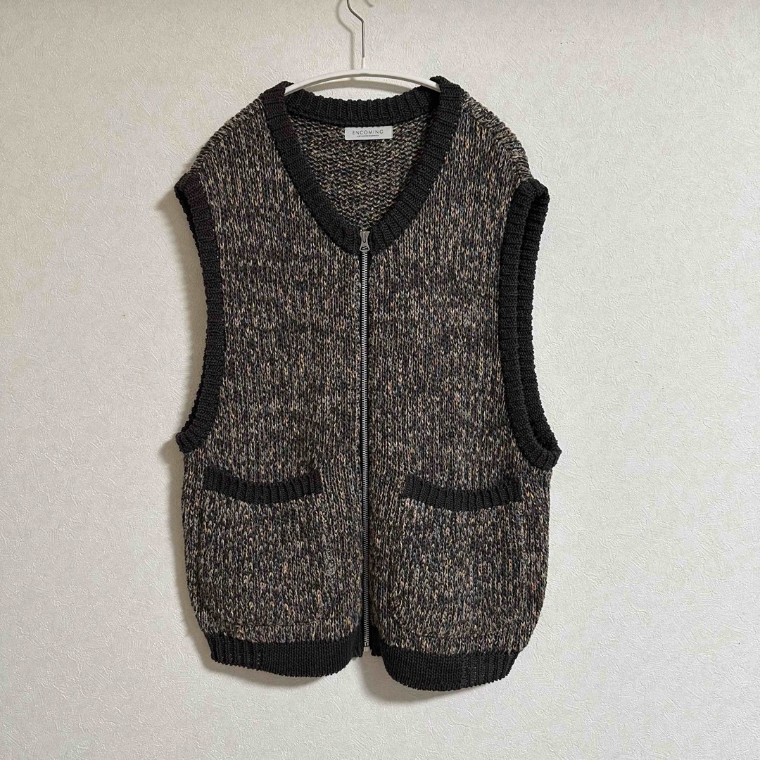 RANTIKI（乱痴気）(ランチキ)のENCOMING /インカミング　KNITTED TWO POCKET VEST メンズのトップス(ベスト)の商品写真