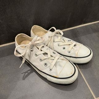 コンバース(CONVERSE)のconverse レザー　ローカット(スニーカー)