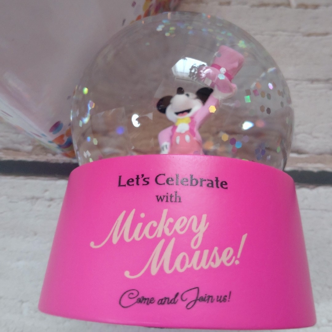 Disney(ディズニー)のミッキー・マウス！2020　スノードーム　要画像確認 エンタメ/ホビーのおもちゃ/ぬいぐるみ(キャラクターグッズ)の商品写真