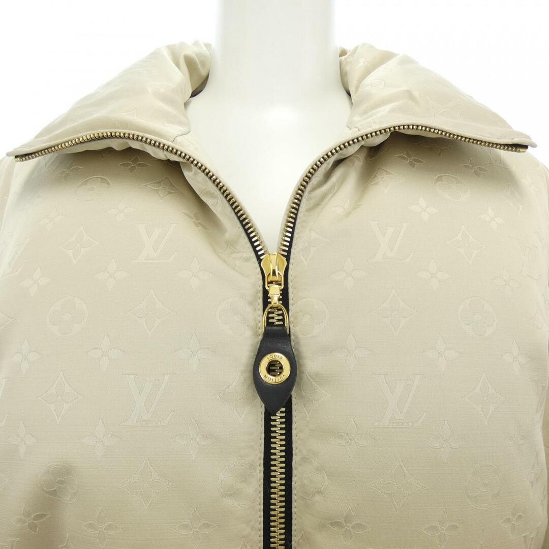 LOUIS VUITTON(ルイヴィトン)のルイヴィトン LOUIS VUITTON ダウンコート レディースのジャケット/アウター(その他)の商品写真