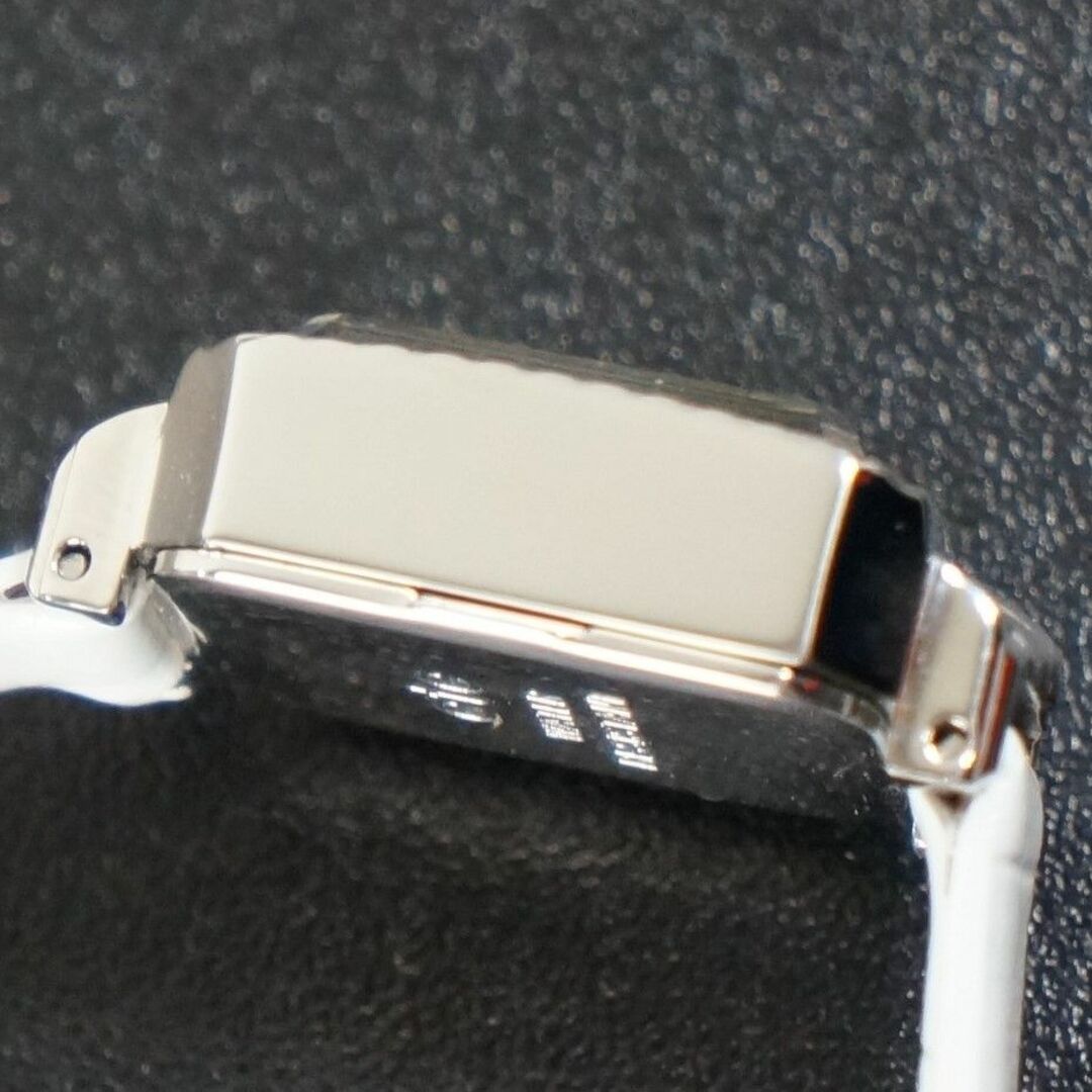 ete(エテ)の【稼働品】　ete 　 ドレスウォッチ　1Pダイヤ 新品ベルト電池交換済 レディースのファッション小物(腕時計)の商品写真
