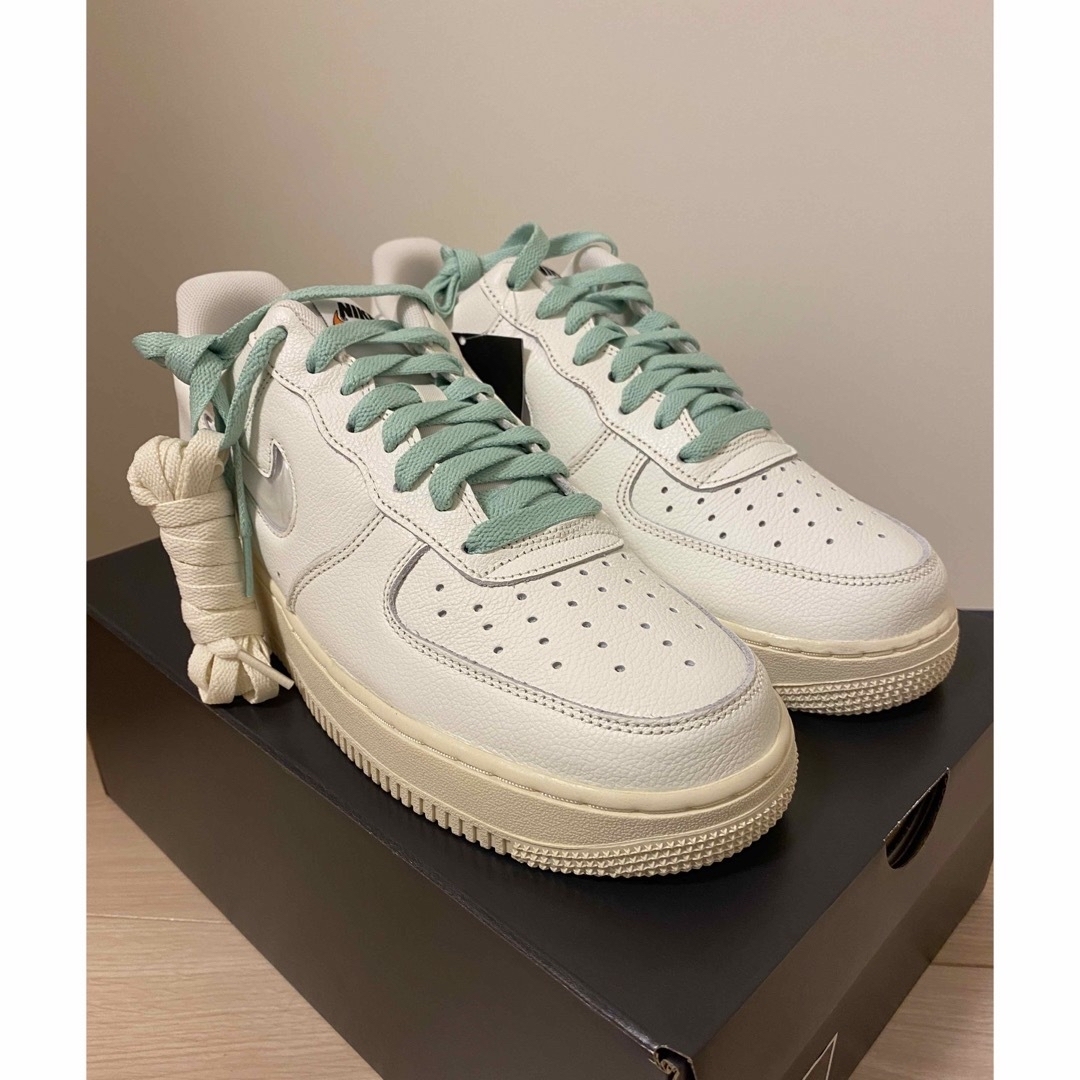 NIKE(ナイキ)のNIKE AIR FORCE 1 '07 PRM VINTAGE SAIL メンズの靴/シューズ(スニーカー)の商品写真