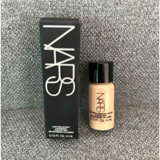 ナーズ(NARS)のNARS ライトリフレクティングファンデーション　4ml　試供品(ファンデーション)