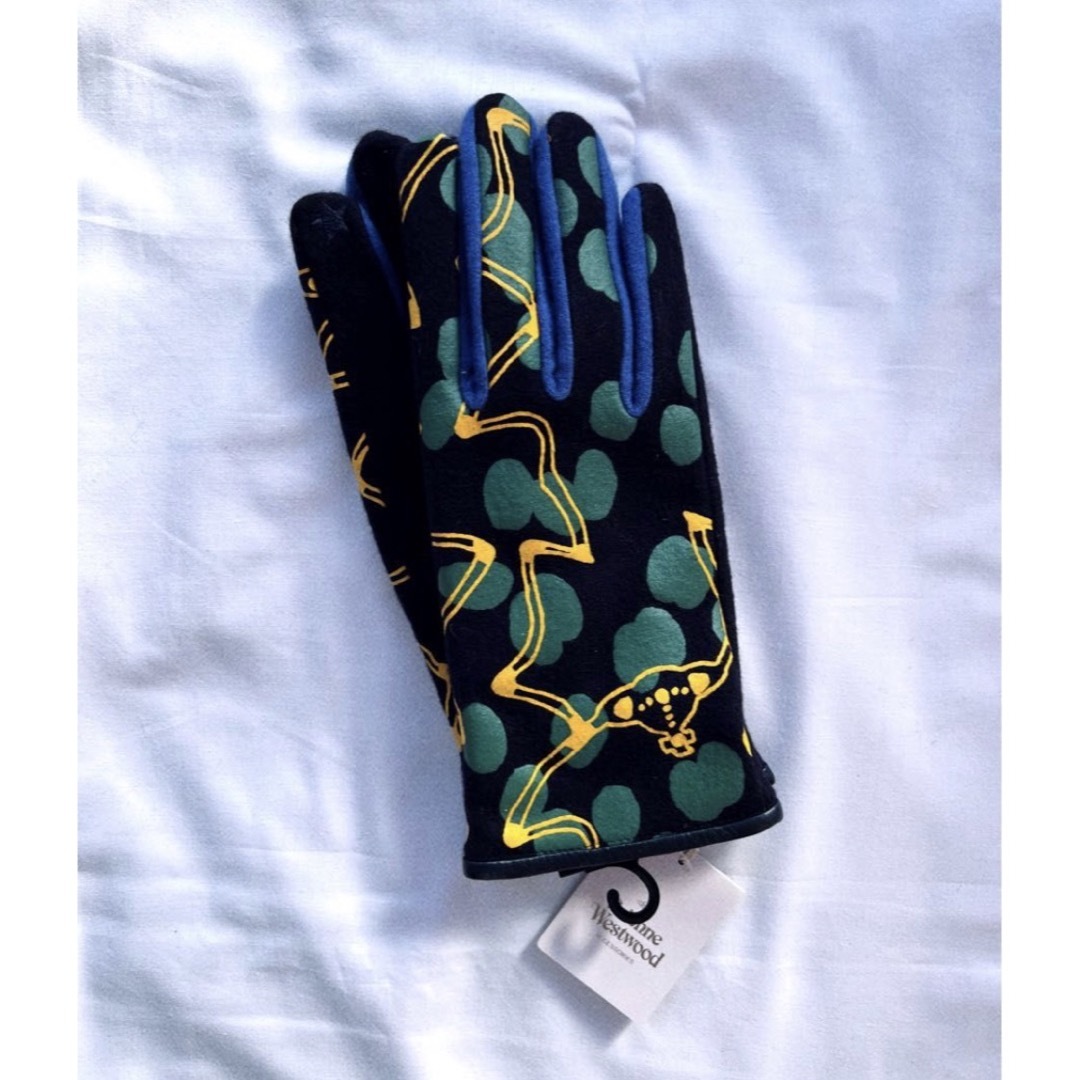 Vivienne Westwood(ヴィヴィアンウエストウッド)の新品ヴィヴィアンウエストウッド★タッチパネル対応手袋 MENSサイズ 23〜24 メンズのファッション小物(手袋)の商品写真