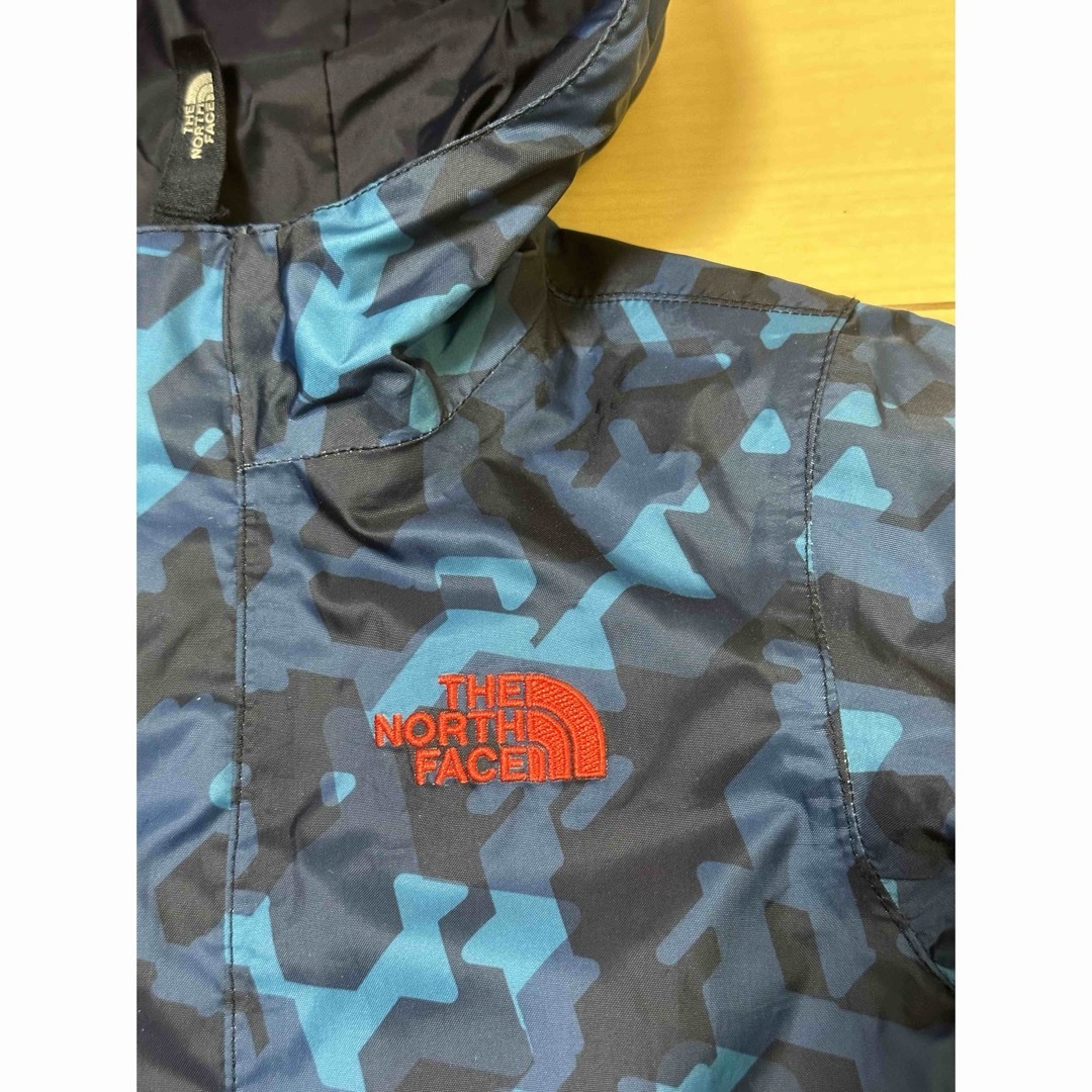 THE NORTH FACE(ザノースフェイス)のTHE NORTH FACE ザ・ノース・フェイス　子供用ジャンバー キッズ/ベビー/マタニティのキッズ服男の子用(90cm~)(ジャケット/上着)の商品写真