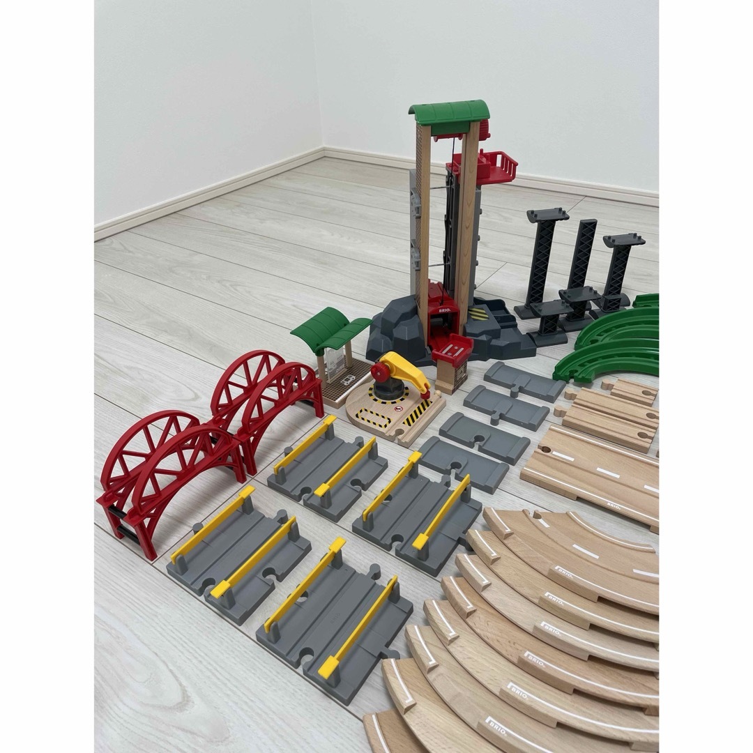 BRIO(ブリオ)のBRIO   ブリオ　木製玩具　3セットまとめ売り キッズ/ベビー/マタニティのおもちゃ(知育玩具)の商品写真