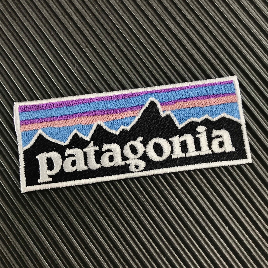 patagonia(パタゴニア)のPATAGONIA フィッツロイロゴ アイロンワッペン 3種セット -D ハンドメイドの素材/材料(各種パーツ)の商品写真