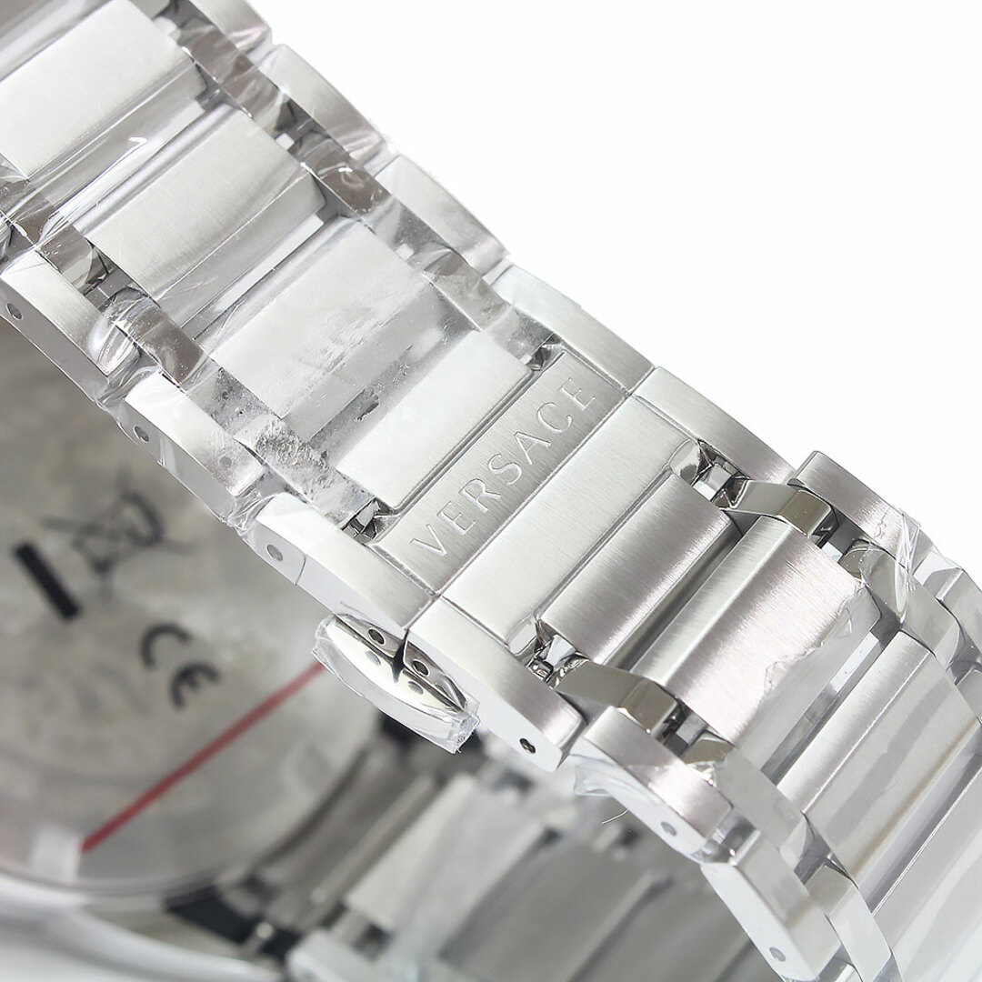 VERSACE(ヴェルサーチ)のヴェルサーチ キャラクター クロノグラフ クオーツ 腕時計 シルバー ブラック 黒 VEM800218 箱付 VERSACE（新品・未使用品） メンズの時計(腕時計(アナログ))の商品写真