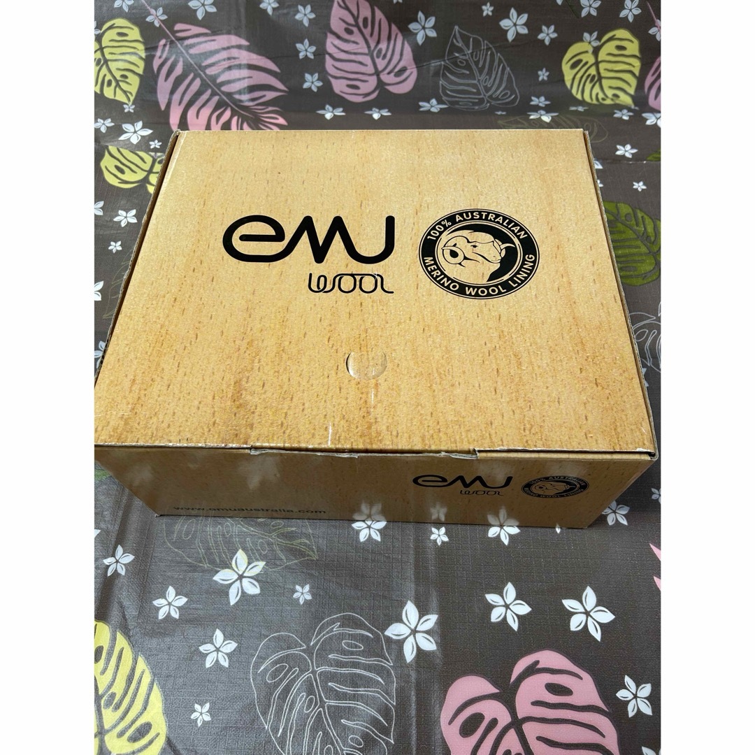 EMU(エミュー)のewu ブロンティーロームートンブーツ　 レディースの靴/シューズ(ブーツ)の商品写真