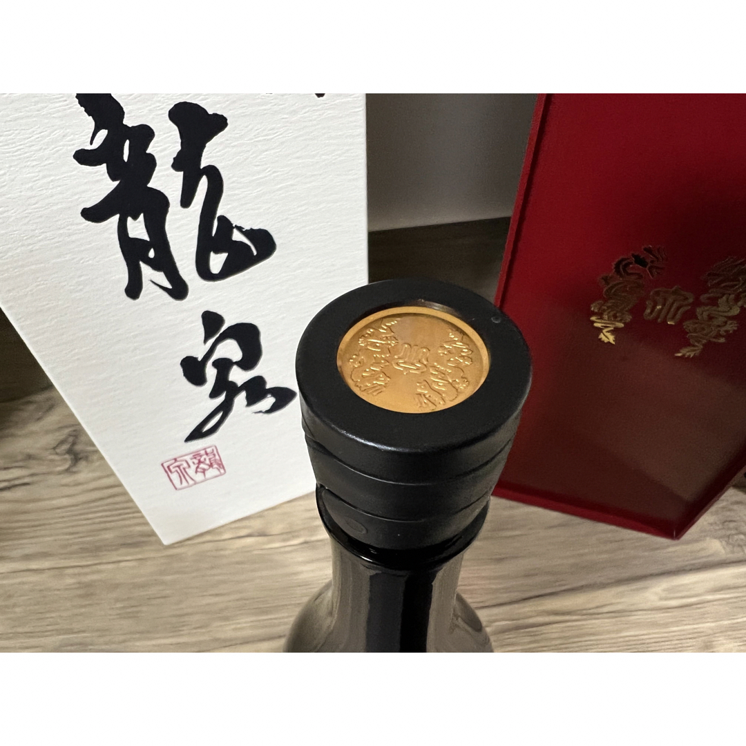 十四代(ジュウヨンダイ)の【新品美品】十四代　龍泉　720ml 2023年12月詰　大吟醸 食品/飲料/酒の酒(日本酒)の商品写真